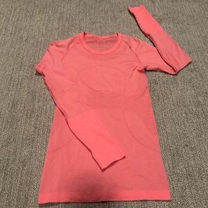 EUC: Lululemon Swiftly Tech Long Sleeve